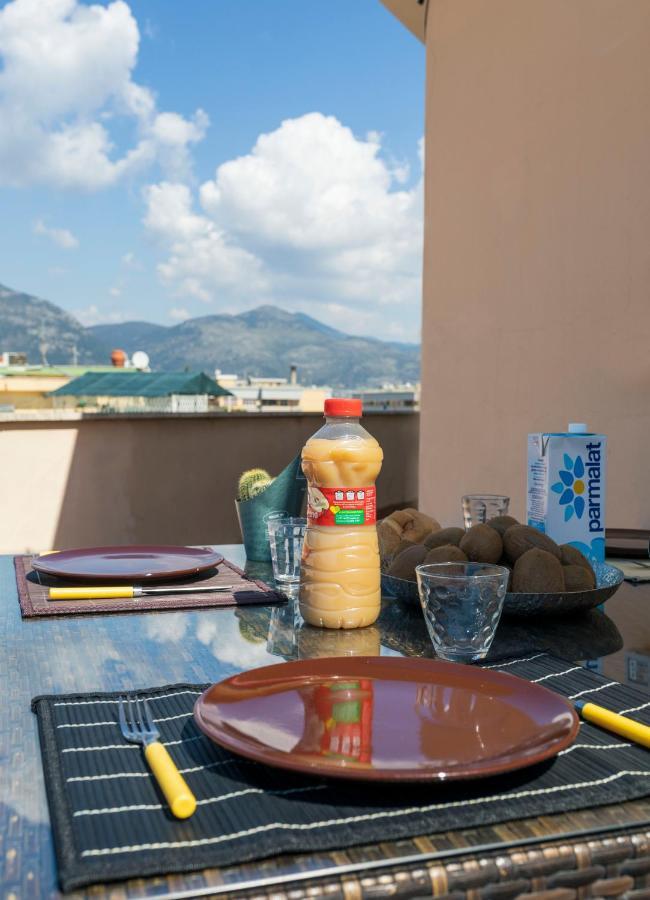 Incantevole Attico 1Minuto Dal Mare Wifi Netflix Terracina Dış mekan fotoğraf